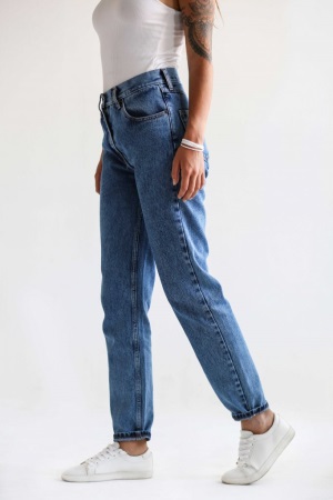 Как сделать стильные потертости на джинсах?