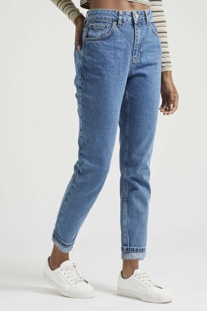 C чем носить джинсы